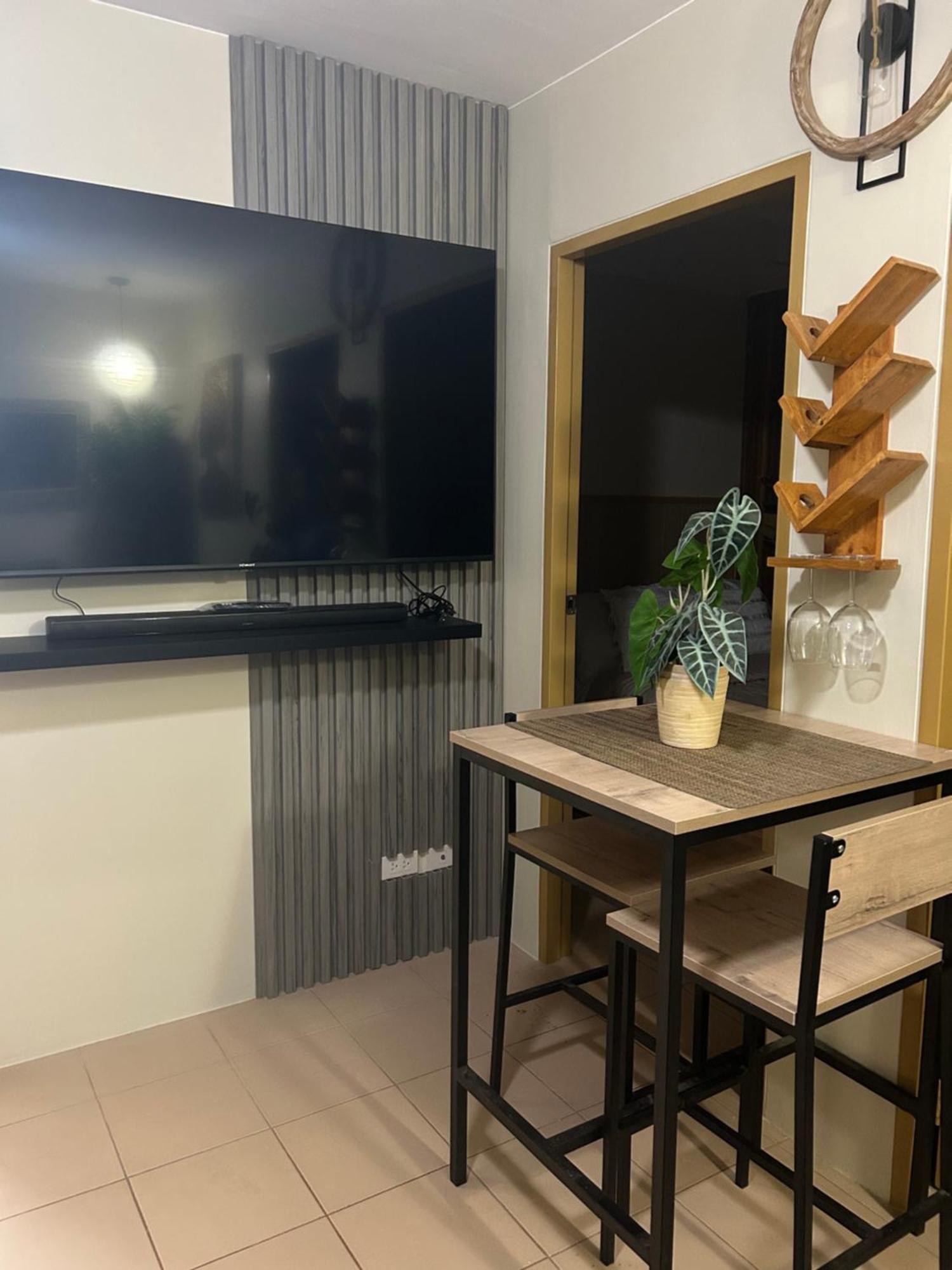 Condotel Dc Marina Spatial Felinvest Dumaguete City Exteriör bild